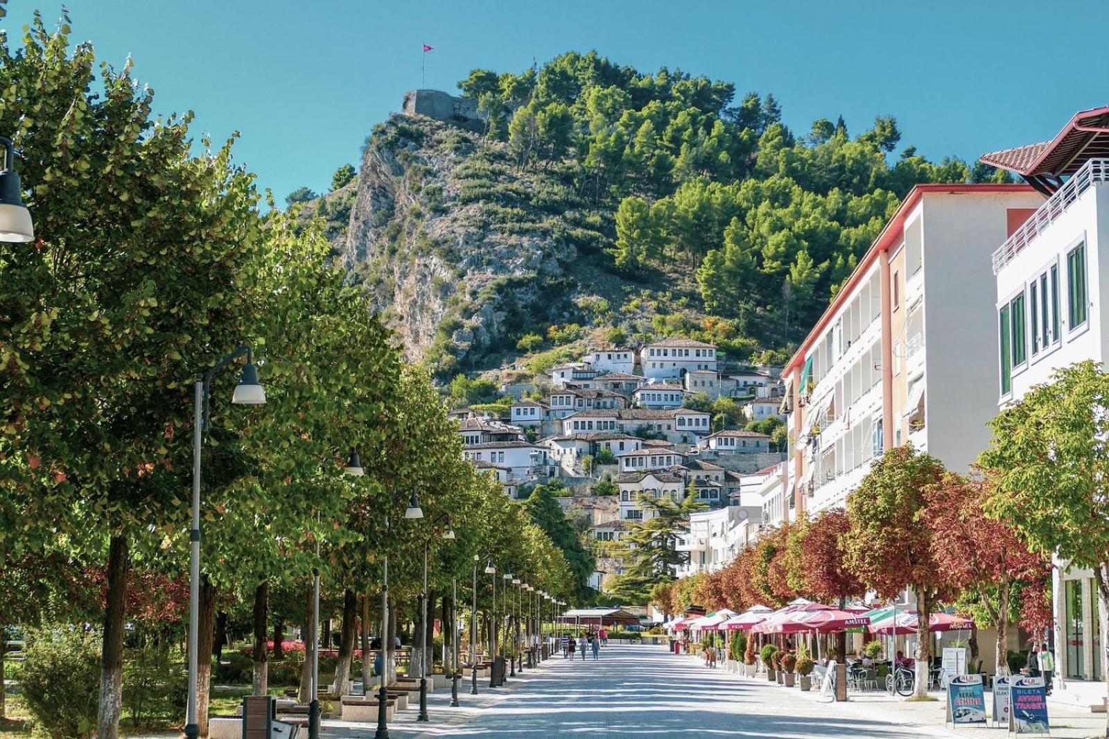 Anel'S Guesthouse Berat Exterior foto